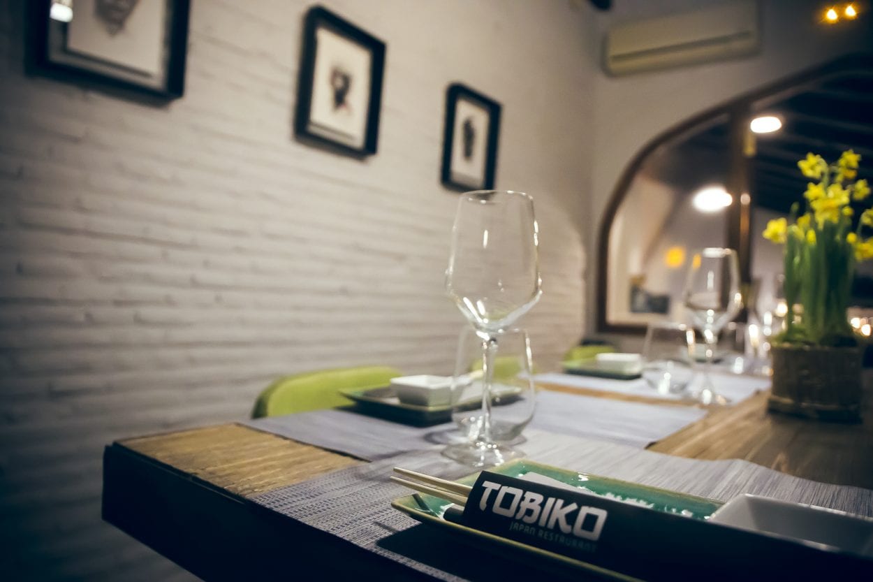 Fotografía interiorismo restaurante Tobiko Valencia